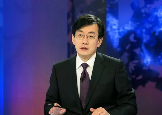 Телеведущий JTBC Newsroom Сок Сон Хи